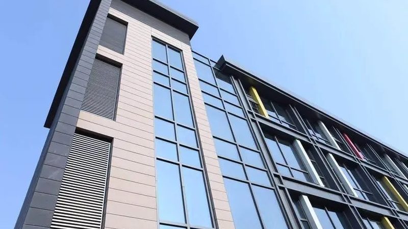 室内门翻新还是换新？成本与效益的权衡之道